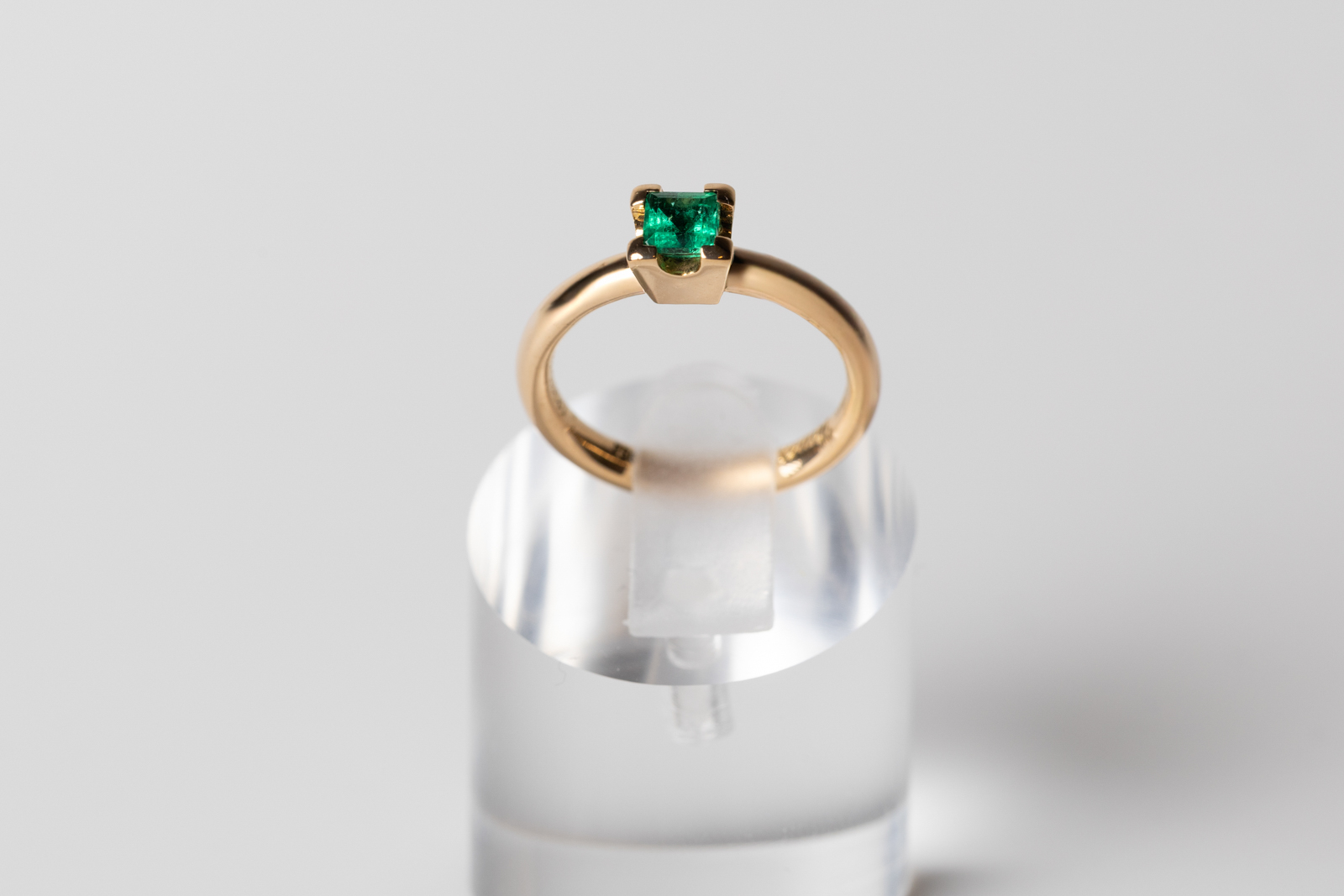 Eleganter Damenring in Roségold von NaDoree