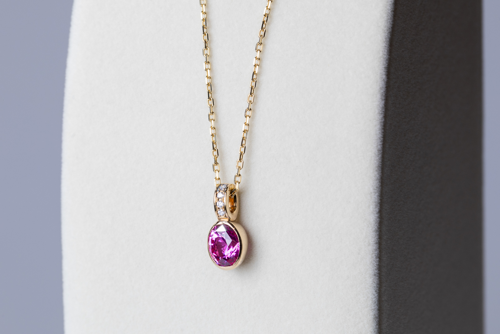 Roségold Ring mit Pink-Saphir – Ansicht 2